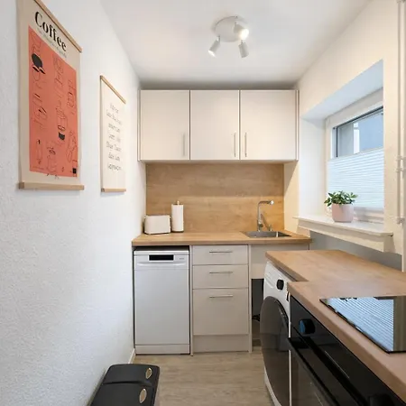 Ruhiges Design Im Gruenen Naehe S-bahn Daire *